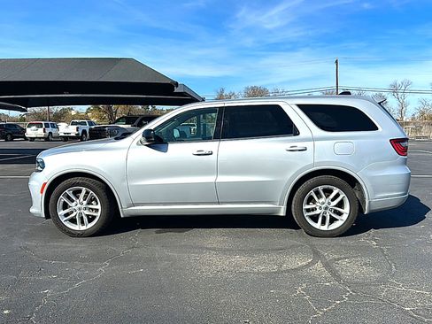 Used 2023 Dodge Durango GT RWD image 5