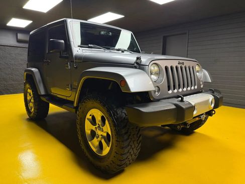 Used 2014 Jeep Wrangler Sahara AWD/4WD image 3