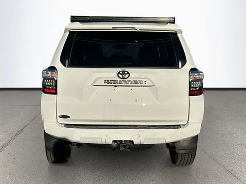 Used 2022 Toyota 4Runner SR5 Premium image 6