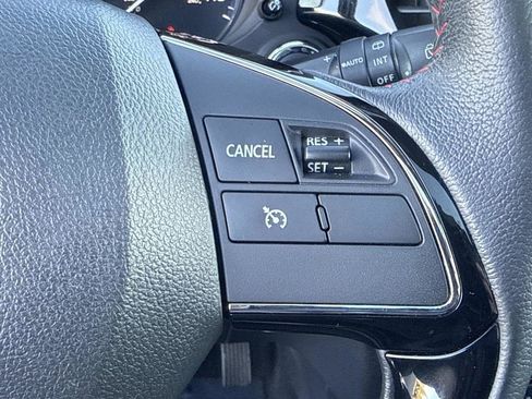 Used 2020 Mitsubishi Outlander LE AWD/4WD image 20
