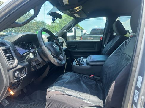 Used 2022 RAM 3500 Tradesman AWD/4WD image 17