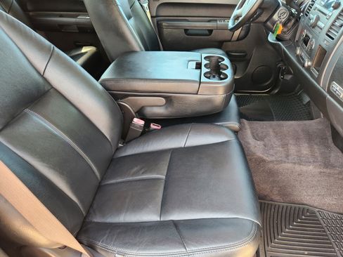 Used 2012 Chevrolet Silverado 1500 LT RWD image 10