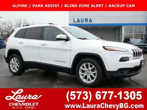 Used 2017 Jeep Cherokee Latitude w/ Safety/Convenience Group image 1