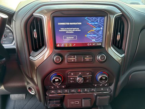 Used 2021 Chevrolet Silverado 1500 High Country w/ Technology Package image 30