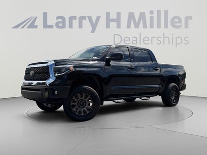Used 2018 Toyota Tundra SR5 w/ SR5 Upgrade Package