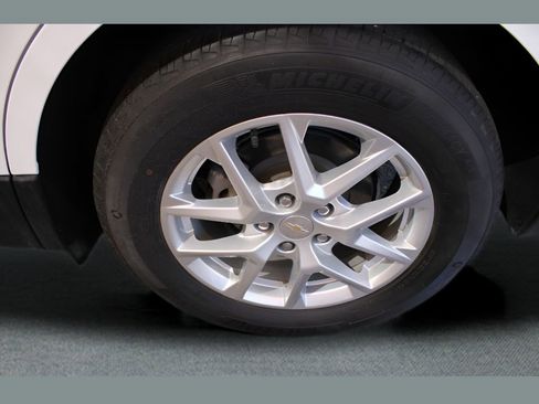 Used 2023 Chevrolet Equinox LS image 35