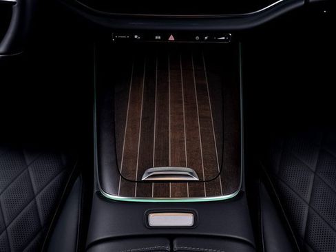 Used 2024 Mercedes-Benz E 450 4MATIC All-Terrain Wagon image 35