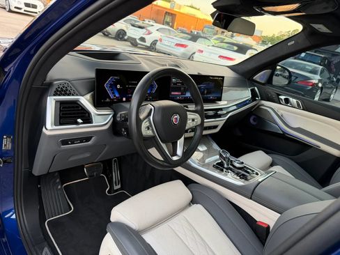 Used 2024 BMW ALPINA XB7 AWD/4WD image 21