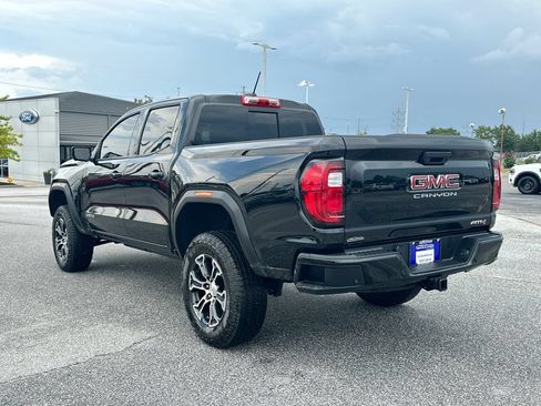 Used 2024 GMC Canyon AT4 w/ Technology Package AWD/4WD image 6