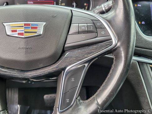 Used 2020 Cadillac XT5 Premium Luxury image 18