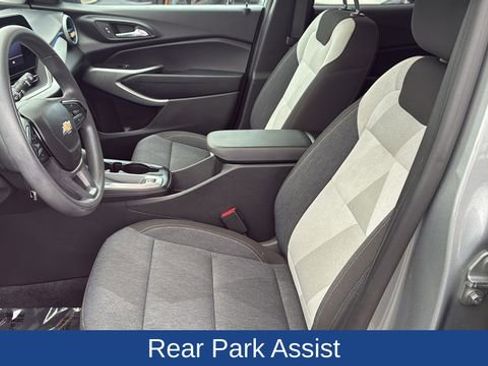 Certified 2024 Chevrolet Trax LS w/ Driver Confidence Package image 15