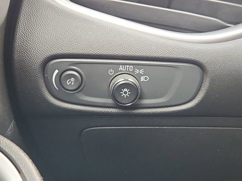 Certified 2022 Chevrolet Malibu LT image 17