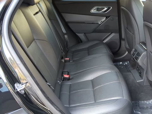 Certified 2025 Land Rover Range Rover Velar Dynamic SE image 22