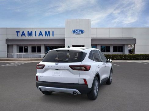 New 2026 Ford Escape Active image 8