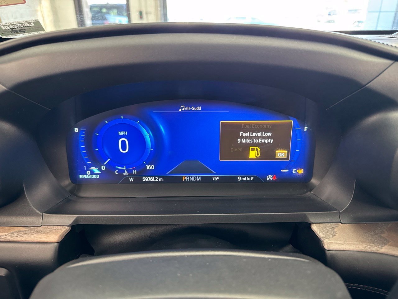 Used 2020 Ford Explorer Platinum w/ Premium Technology Package AWD/4WD image 19