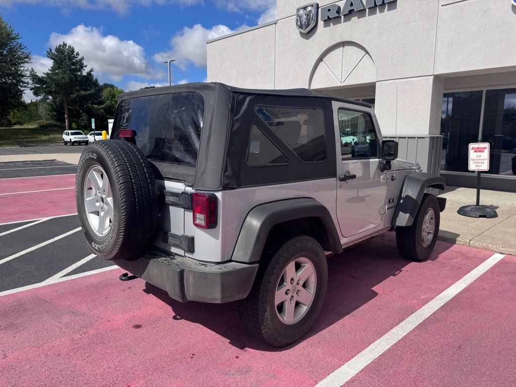 Used 2007 Jeep Wrangler X AWD/4WD image 3
