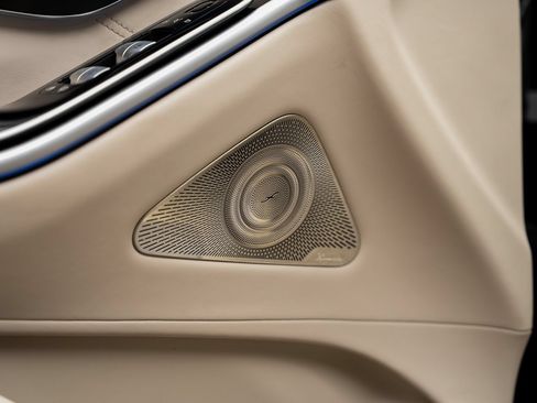 Used 2024 Mercedes-Benz Maybach S 580 4MATIC image 68