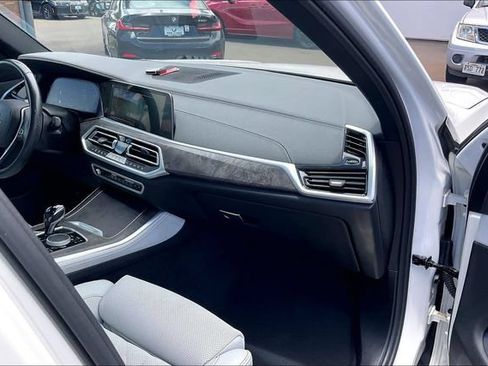 Used 2023 BMW X5 sDrive40i RWD image 15