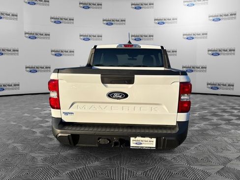 New 2025 Ford Maverick XLT w/ XLT Luxury Package AWD/4WD image 4