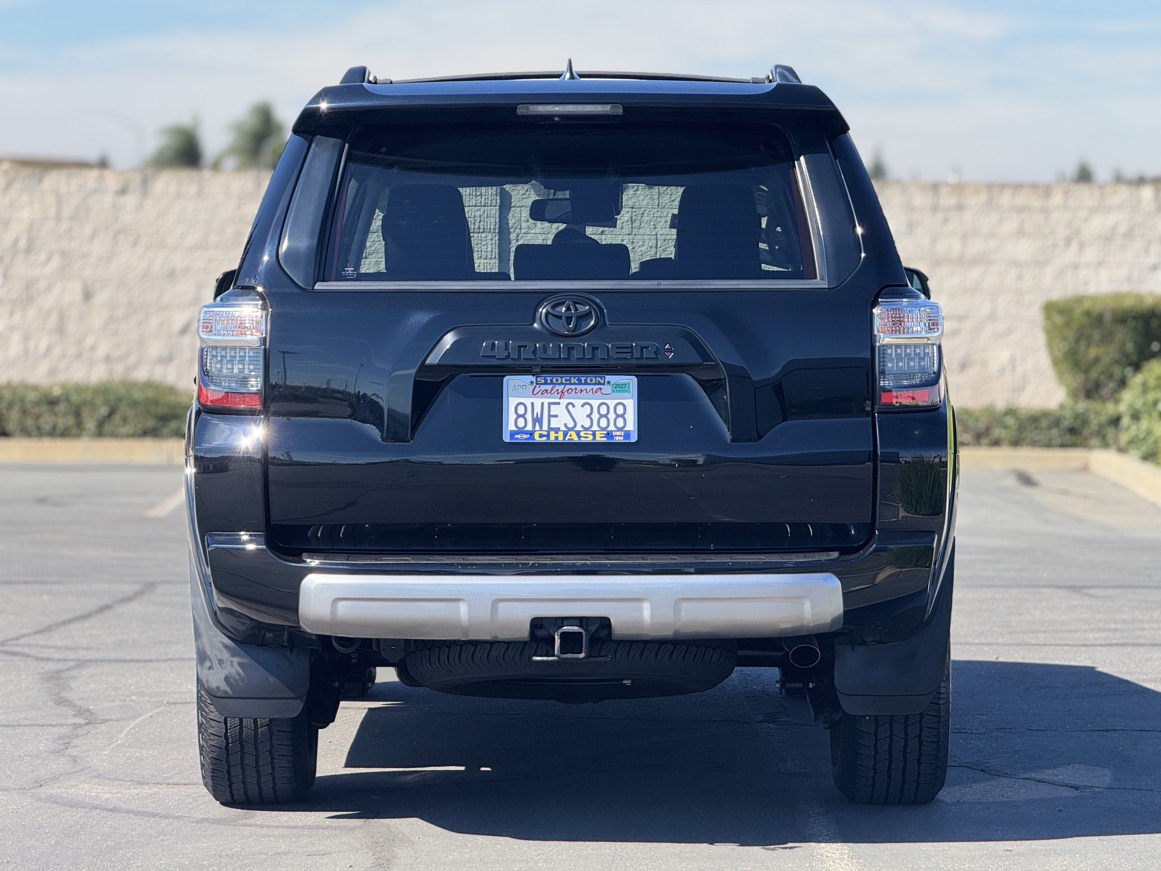 Used 2021 Toyota 4Runner TRD Off-Road Premium AWD/4WD image 6