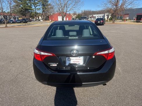 Used 2015 Toyota Corolla L image 4