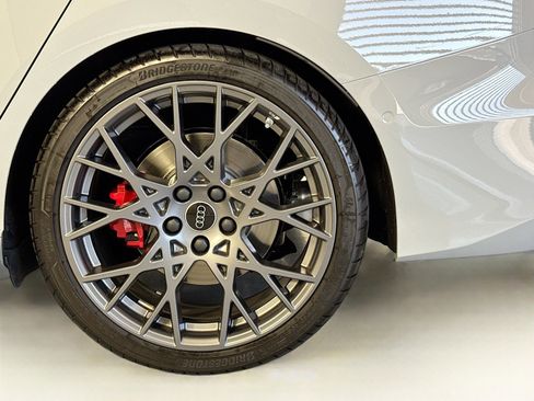 Used 2025 Audi RS 3 image 31