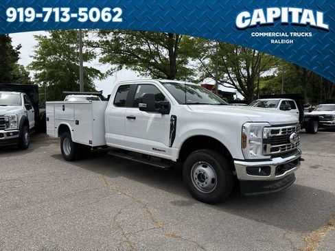 New 2026 Ford F350 XL w/ XL Chrome Package AWD/4WD image 2