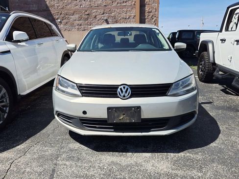 Used 2012 Volkswagen Jetta TDI FWD image 4