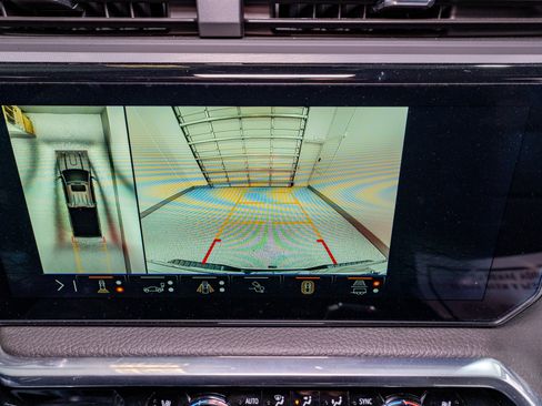 Used 2024 GMC Sierra 2500 Denali w/ Denali Reserve Package image 25