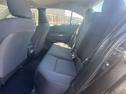 Used 2025 Toyota Corolla LE FWD image 22
