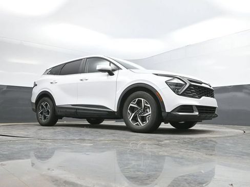 Used 2025 Kia Sportage LX FWD image 43