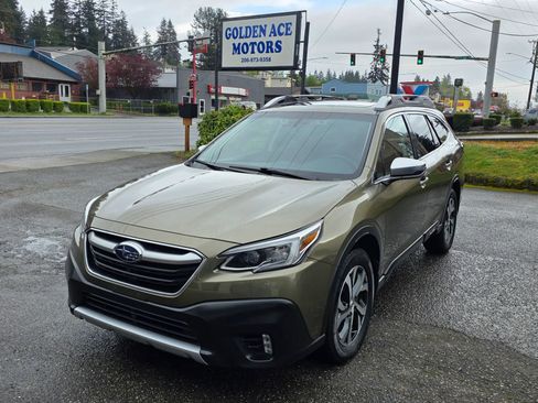 Used 2022 Subaru Outback Touring XT AWD/4WD image 1
