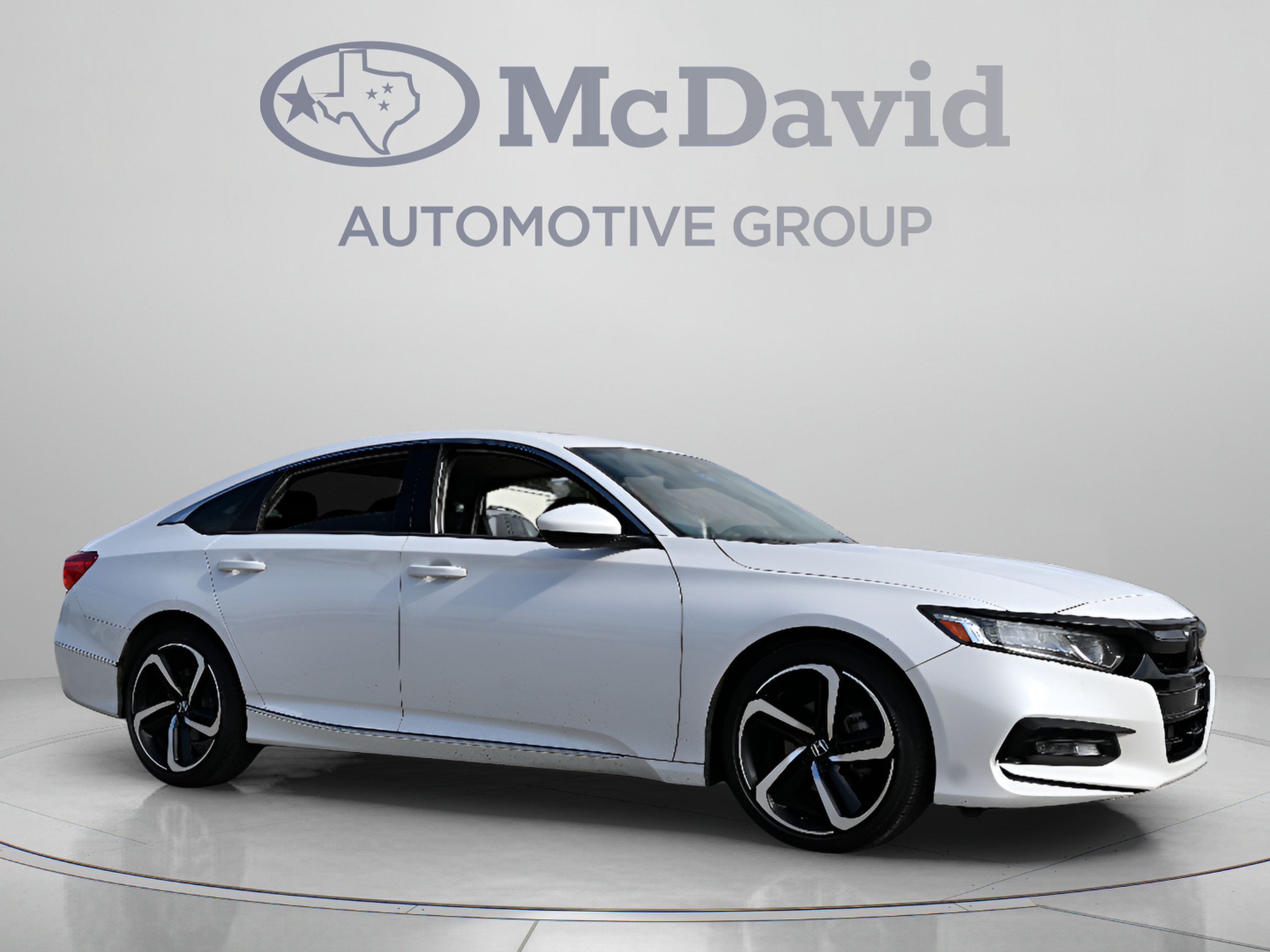 Used 2019 Honda Accord EX image 9