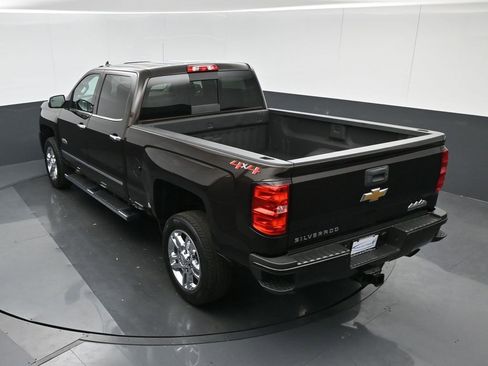 Used 2019 Chevrolet Silverado 2500 High Country image 62