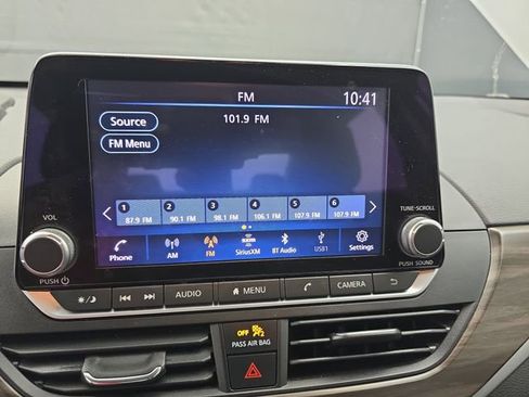 Used 2023 Nissan Altima 2.5 SV AWD/4WD image 30