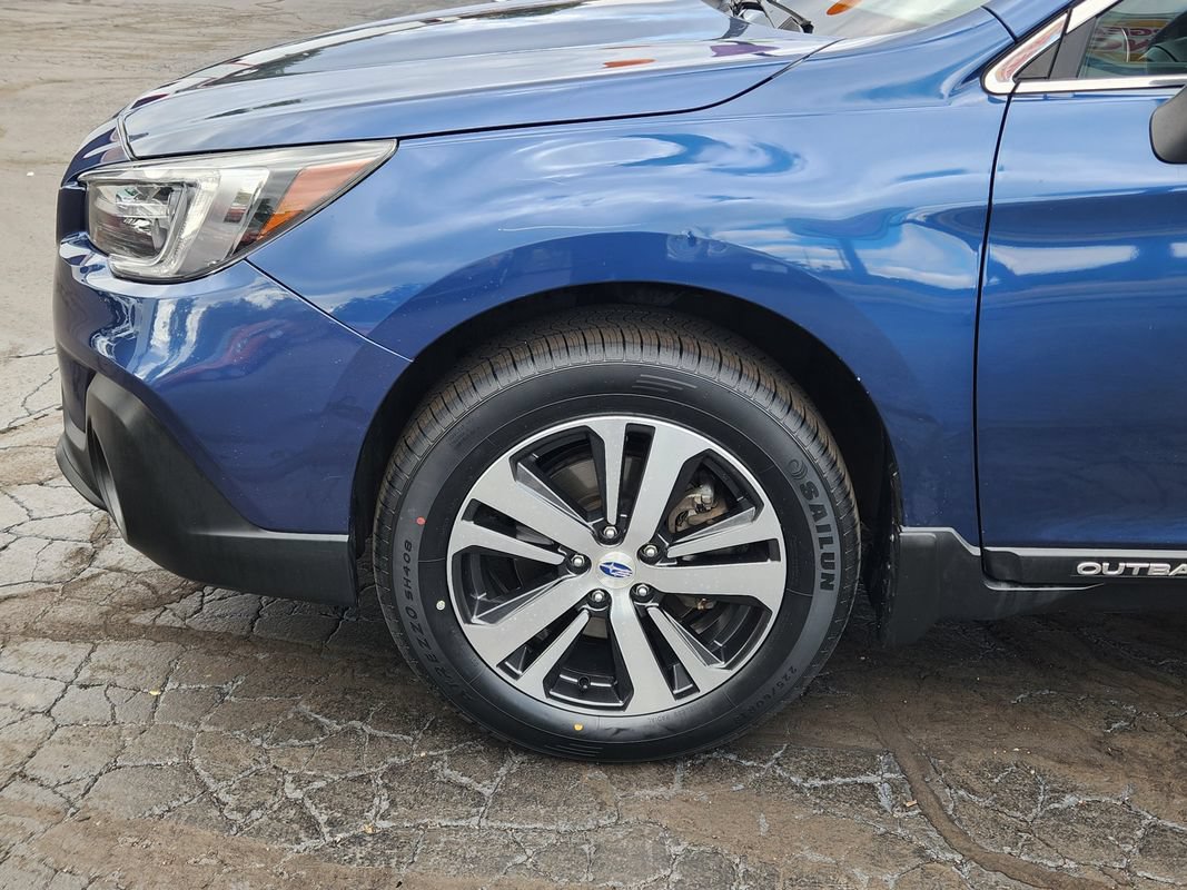 Used 2019 Subaru Outback 2.5i Limited AWD/4WD image 13
