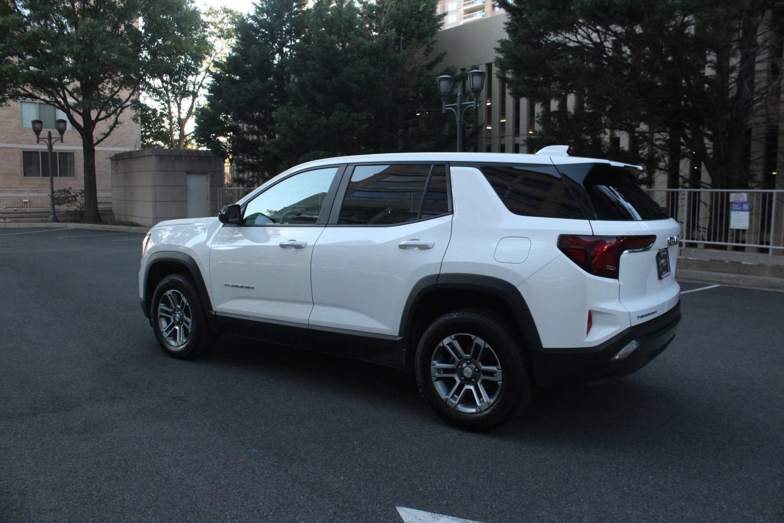 Used 2026 GMC Terrain Elevation FWD image 9