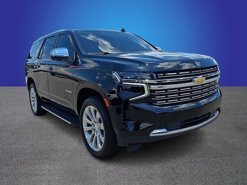 Used 2024 Chevrolet Tahoe Premier AWD/4WD image 3