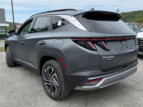 New 2025 Hyundai Tucson Limited image 3