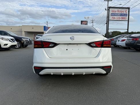 Used 2020 Nissan Altima 2.5 S FWD image 5