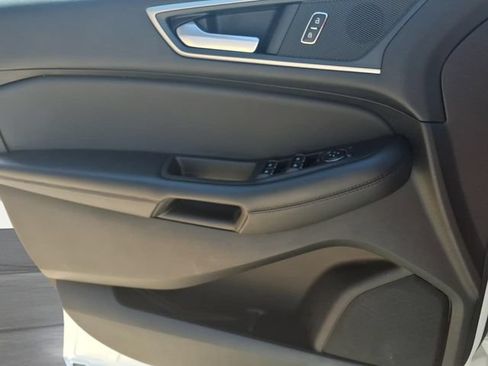 Used 2024 Ford Edge SEL AWD/4WD image 18