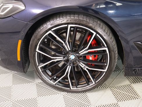 Used 2023 BMW 530i w/ M Sport Package RWD image 19