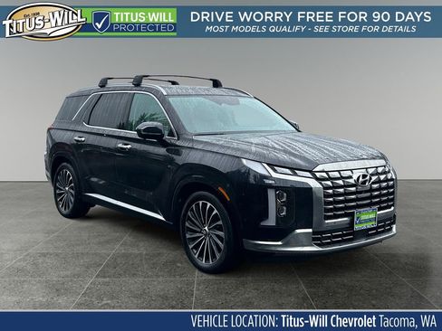 Used 2023 Hyundai Palisade Calligraphy image 1