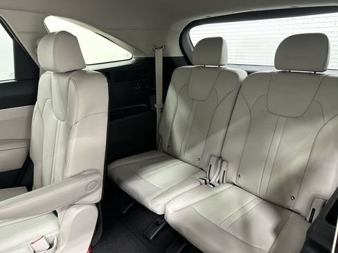 Certified 2023 Kia Sorento EX image 26