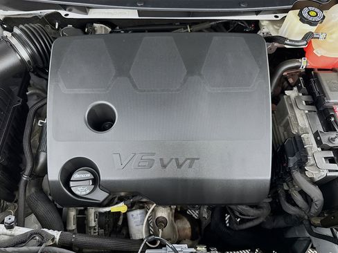 Used 2019 Buick Enclave Essence AWD/4WD image 71