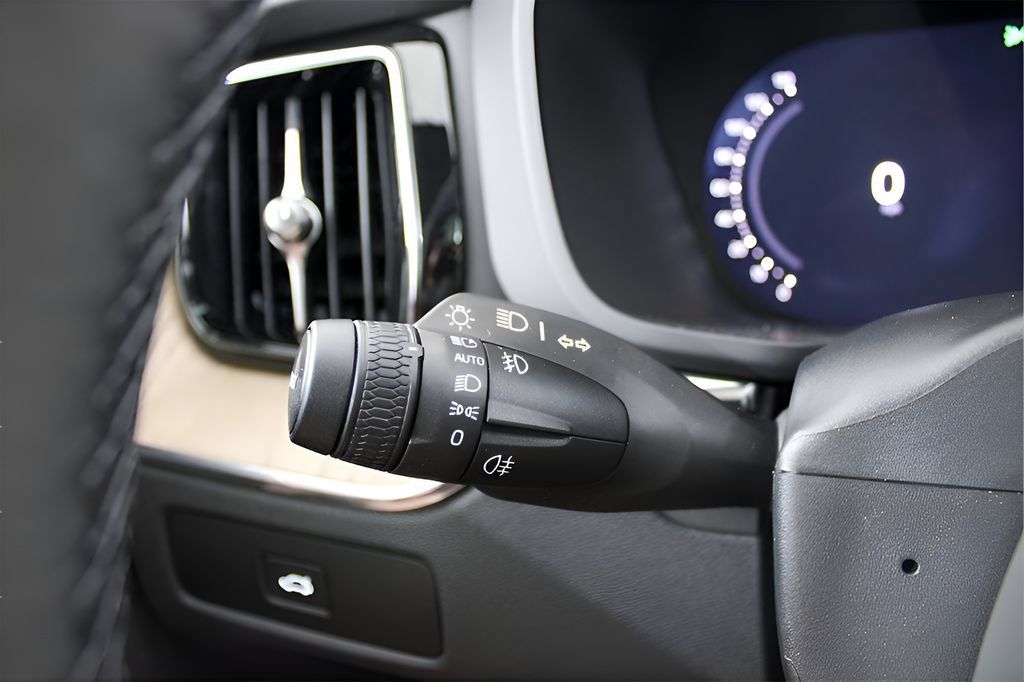 New 2026 Volvo XC90 B5 Ultra w/ Protection Package Premier AWD/4WD image 39