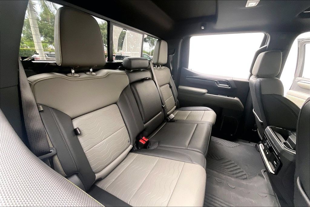 Used 2024 Chevrolet Silverado 1500 ZR2 w/ ZR2 Bison Edition AWD/4WD image 16