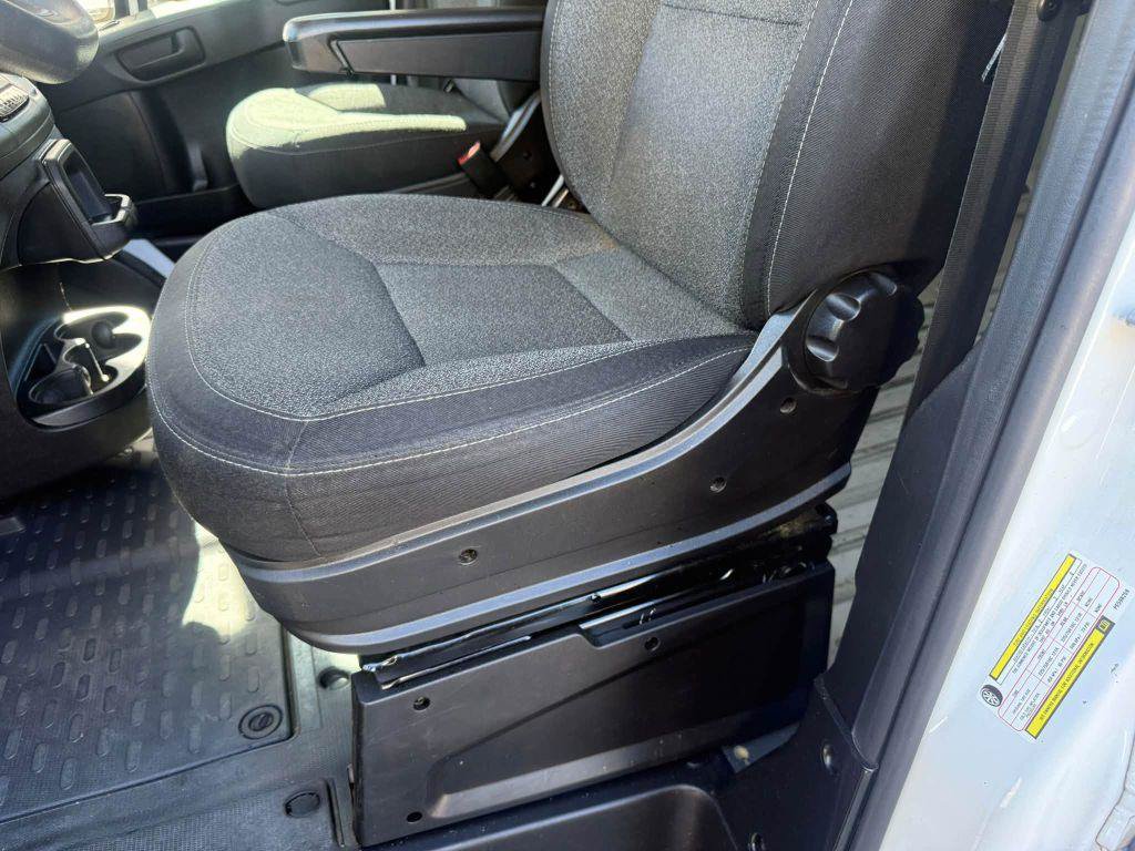 Used 2023 RAM ProMaster 2500 FWD image 21