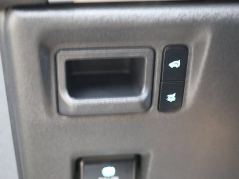 Used 2025 Ford Expedition Active RWD image 31