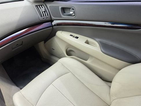 Used 2012 INFINITI G37 x Sedan w/ Premium Pkg AWD/4WD image 28